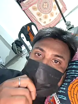 Snapshot of Kissme12- chatting on 11/23/25, 02:28 Kissme12- online show from 11/23/25, 02:28