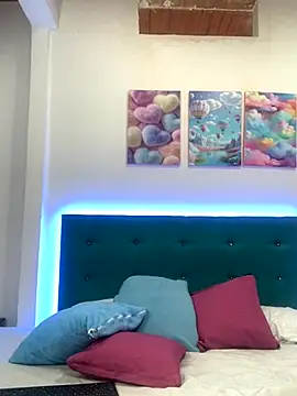 LunaSP99 online show from 11/21/25, 09:02