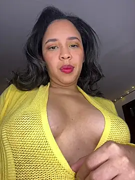 Esmerald 1111 online show from 01/13/26, 10:09