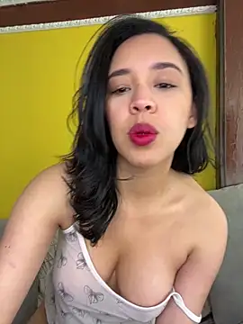 Esmerald 1111 online show from 03/20/26, 02:11