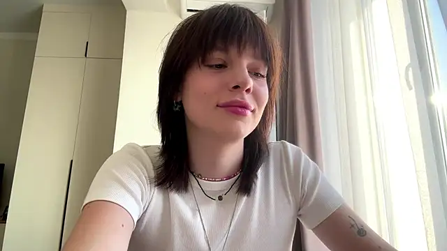 LollySimes online show from 11/26/25, 09:21