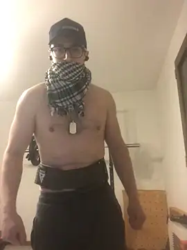 Snapshot of biscottosexy69 chatting on 11/24/25, 06:40 biscottosexy69 online show from 11/24/25, 06:40