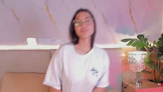 Sofi castro12 online show from 11/22/25, 03:49