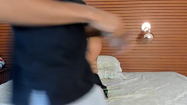 Snapshot of nathaly_matheo chatting on 12/04/25, 12:58 nathaly matheo online show from 12/04/25, 12:58