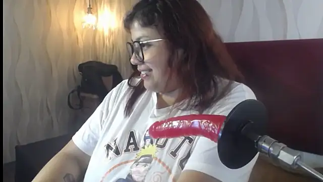 danna garza online show from 12/16/25, 04:50