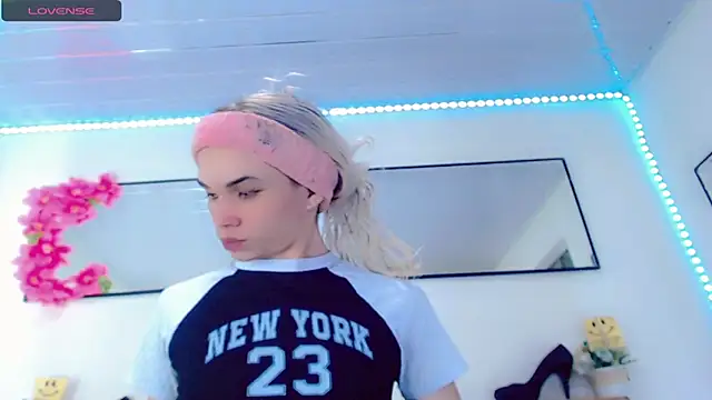 Karla hot777 online show from 04/24/26, 12:40