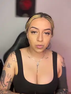 VeloraVyxen  online show from 11/30/25, 07:07