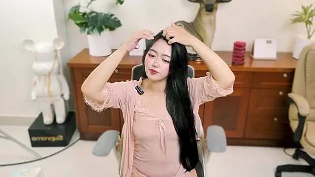 Pickmegirl 999 online show from 11/21/25, 03:16