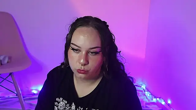 Snapshot of kathleenCosmicVice chatting on 12/03/25, 10:41 kathleenCosmicVice online show from 12/03/25, 10:41