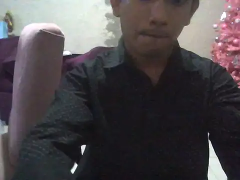 chikis 18 online show from 12/20/25, 04:19