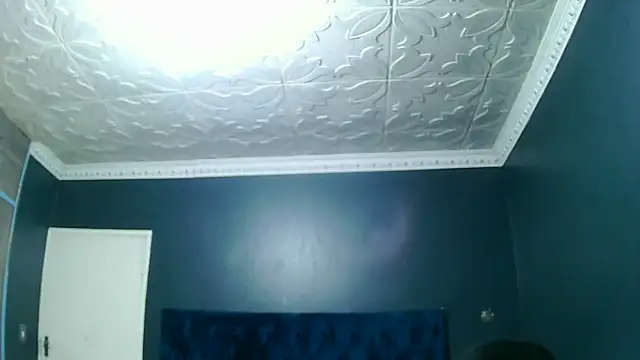 BrunetteNaomi8 online show from 02/18/26, 07:54