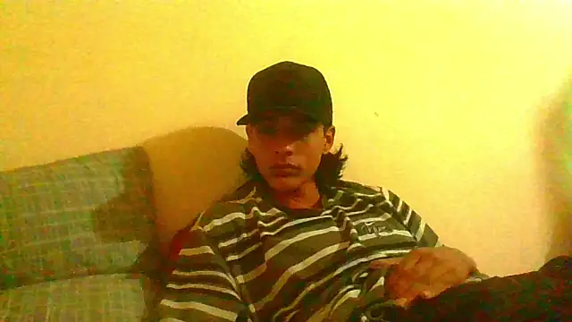 Snapshot of teoo_11 chatting on 05/12/26, 04:20 teoo 11 online show from 05/12/26, 04:20
