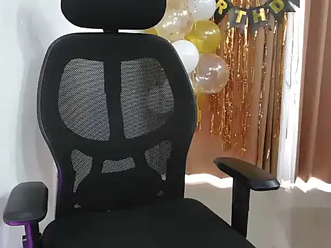 NotySuku online show from 12/16/25, 06:29