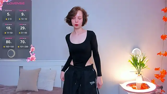 UmbraVelour online show from 12/14/25, 03:28