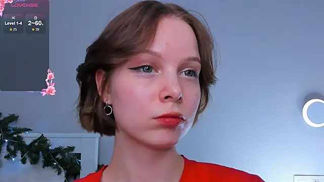 UmbraVelour online show from 12/16/25, 03:06