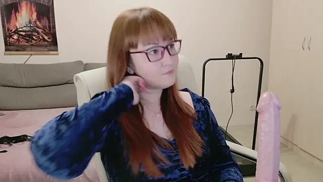 Foxy-lady online show from 10/28/25, 02:31