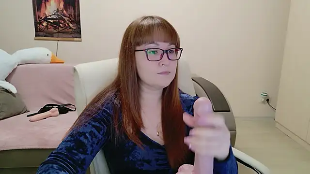 Foxy-lady online show from 11/29/25, 08:12