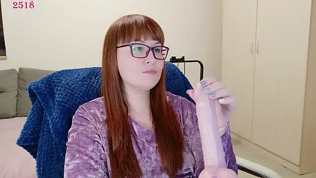 Foxy-lady online show from 04/16/26, 09:39