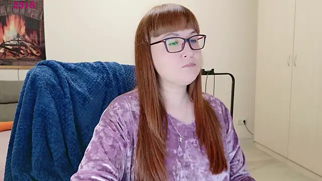 Foxy-lady online show from 04/22/26, 10:50