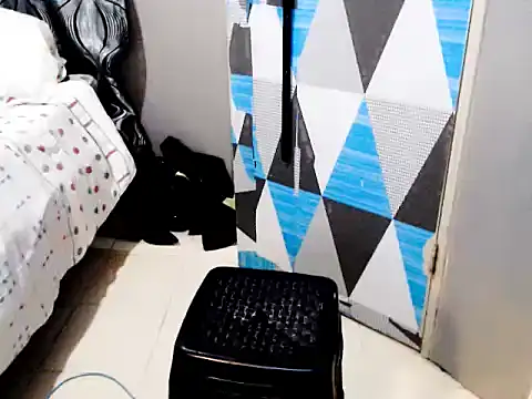 Savannah Cock online show from 11/22/25, 01:15