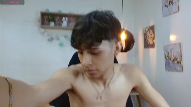 Snapshot of DraxBlade09 chatting on 11/27/25, 08:22 DraxBlade09 online show from 11/27/25, 08:22