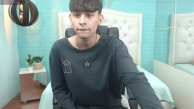 DraxBlade09 online show from 04/22/26, 07:37