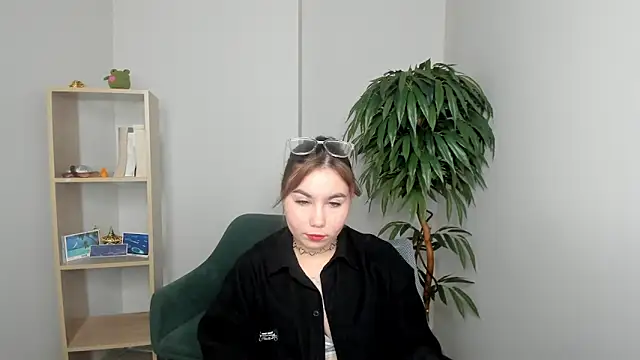 LaneUmanzor online show from 11/19/25, 10:37