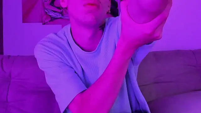 Dio  morningstar online show from 02/17/26, 08:26