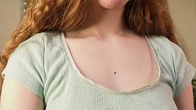 Snapshot of SudieNatera chatting on 11/24/25, 06:46 SudieNatera online show from 11/24/25, 06:46