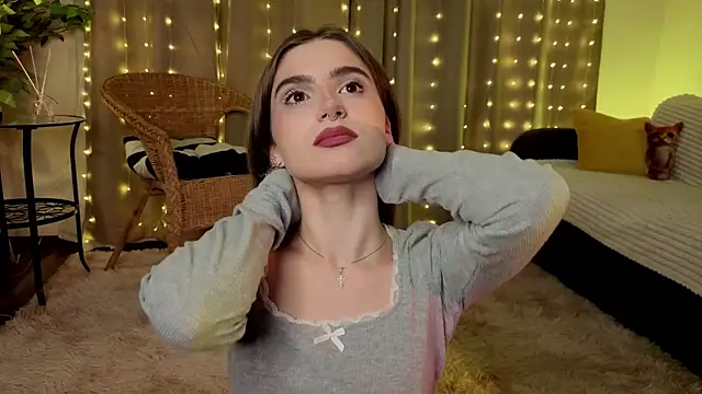 Snapshot of RozanneJordan chatting on 02/08/26, 06:11 RozanneJordan online show from 02/08/26, 06:11