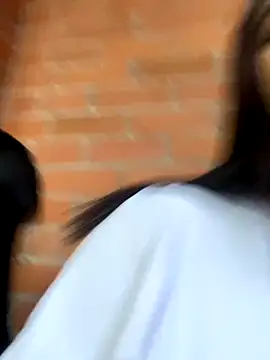 Sara storm outdoors online show from 11/18/25, 07:40