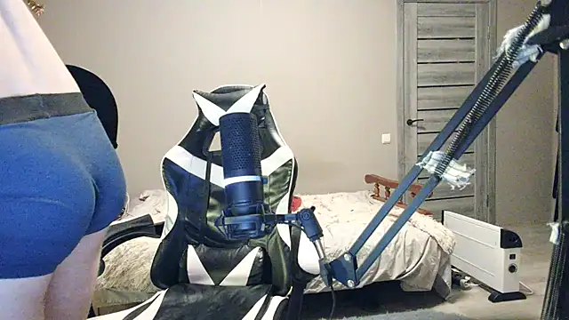 6thfingq online show from 12/20/25, 04:25