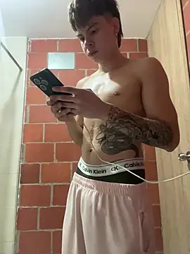 Handsome boys69 online show from 02/07/26, 12:47