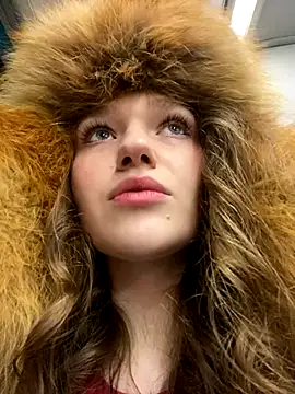 Snapshot of RussianWoman chatting on 12/05/25, 04:43 RussianWoman online show from 12/05/25, 04:43