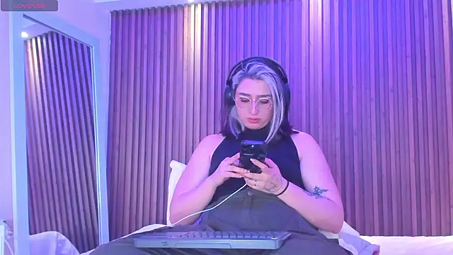 GabyRose9 online show from 06/05/26, 08:25