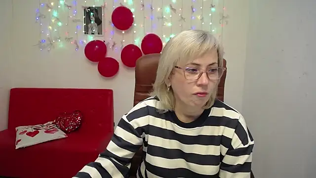 LaurenWishy online show from 01/17/26, 06:07