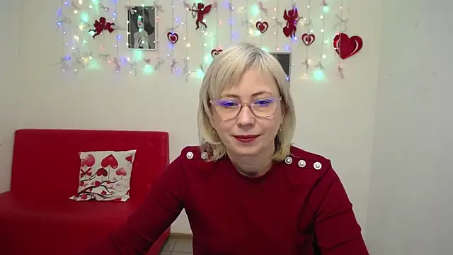 LaurenWishy online show from 02/03/26, 06:51