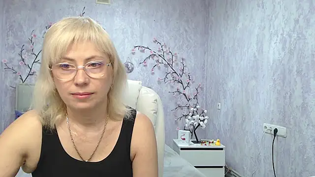 Snapshot of LaurenWishy chatting on 05/18/26, 05:13 LaurenWishy online show from 05/18/26, 05:13