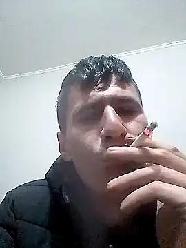 Snapshot of uiuftyrrtydre chatting on 11/19/25, 06:41 uiuftyrrtydre online show from 11/19/25, 06:41