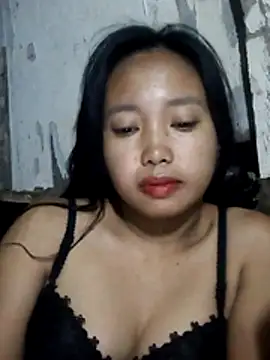 Snapshot of Sweet-Jhonna chatting on 12/14/25, 08:35 Sweet-Jhonna online show from 12/14/25, 08:35