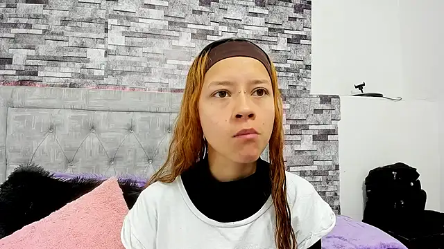 Snapshot of Anny_willians chatting on 11/26/25, 02:29 Anny willians online show from 11/26/25, 02:29