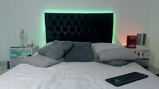 ray Weeed online show from 11/29/25, 11:41