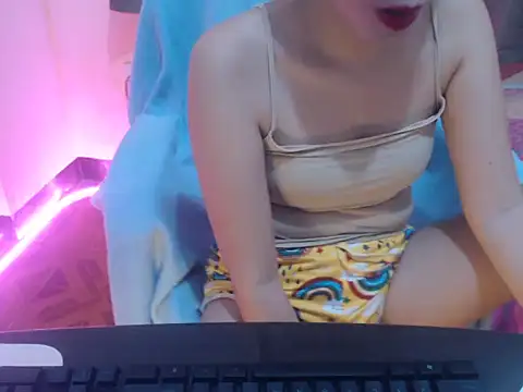 HotAsian Yazzi69 online show from 03/03/26, 04:24