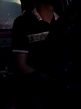 huykkk99 online show from 11/27/25, 11:12