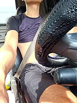 huykkk99 online show from 11/28/25, 02:03