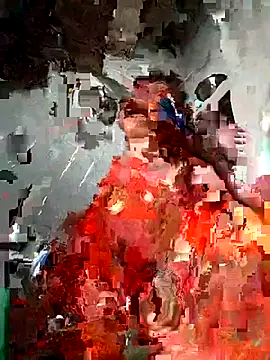 Hot erion online show from 11/26/25, 02:23