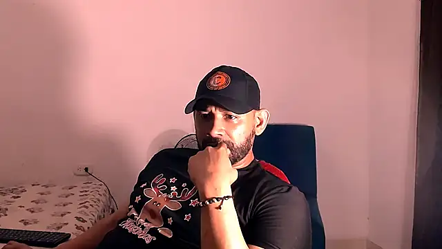 musclehetero online show from 11/24/25, 03:17