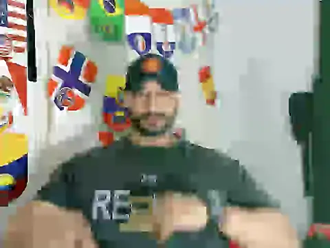 Snapshot of musclehetero chatting on 06/25/26, 09:47 musclehetero online show from 06/25/26, 09:47