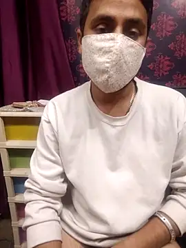 Cute Lucky online show from 12/03/25, 09:13