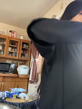 Snapshot of URORI0407 chatting on 12/01/25, 01:10 URORI0407 online show from 12/01/25, 01:10